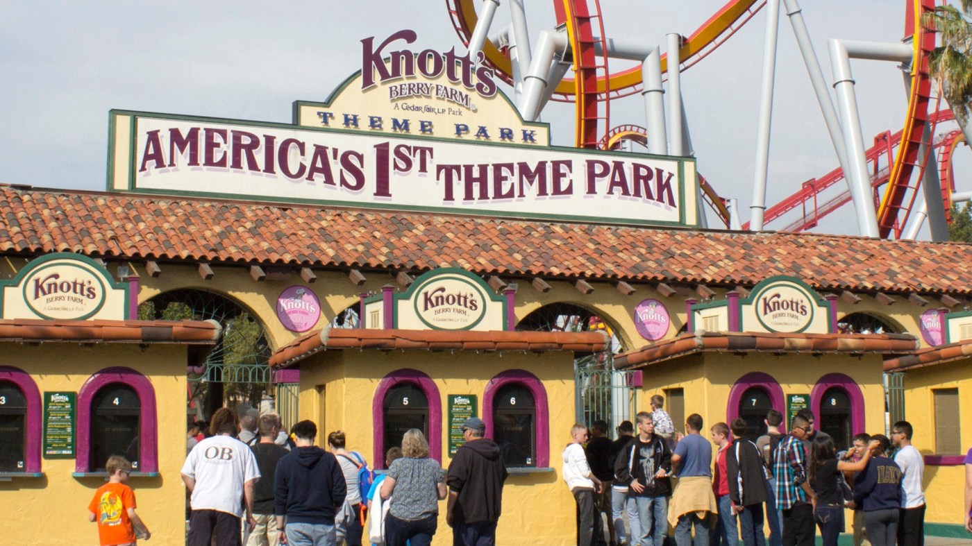 Man berated on social media for using racial slur at Knott’s Berry Farm loses water district job