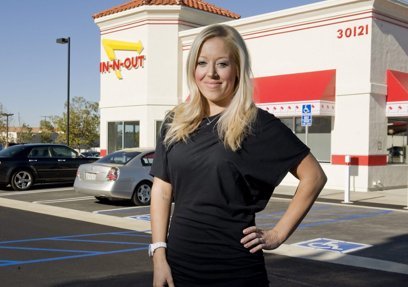 In-N-Out owner Lynsi Snyder addresses ‘In-N-Outta California’ backlash
