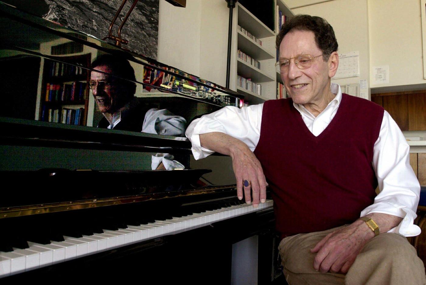 UC Santa Cruz professor Tom Lehrer, song satirist and mathematician, dies at 97
