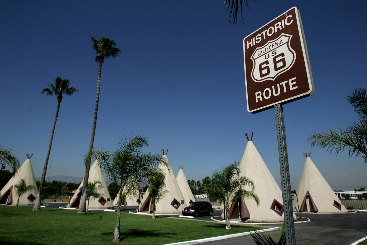 New book marks 100 years of Route 66