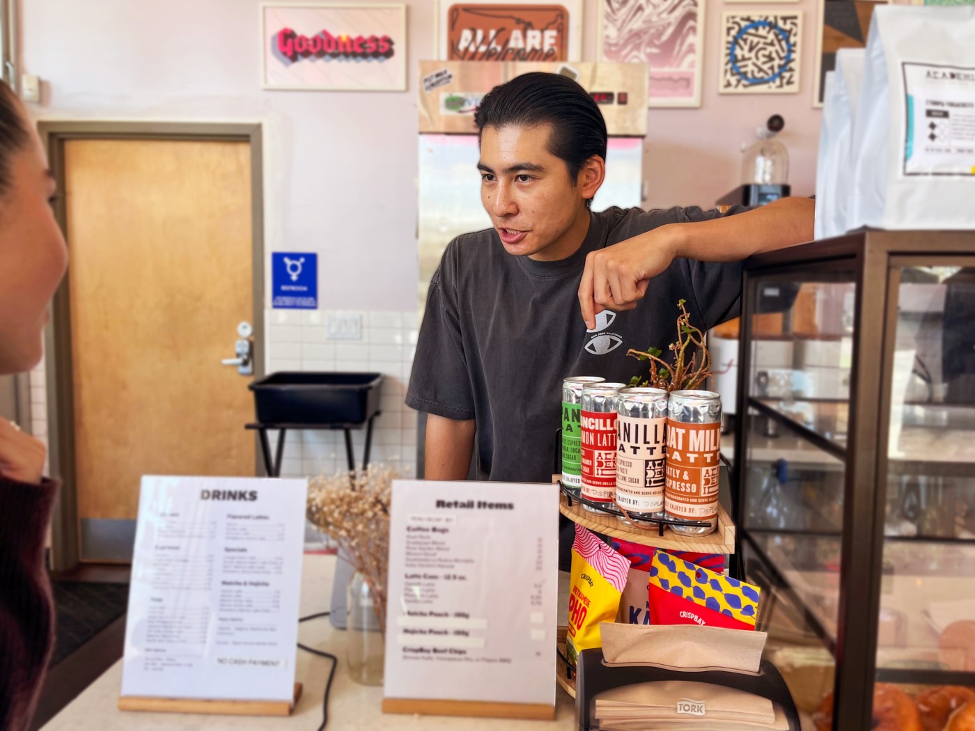More small businesses starting to go cashless