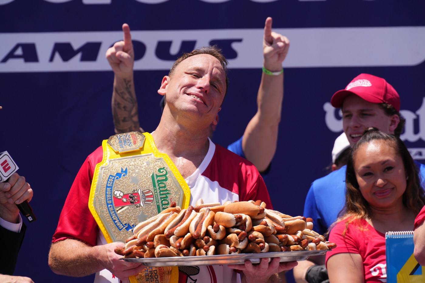 Bay Area’s Joey ‘Jaws’ Chestnut reclaims title in Famous hot dog eating contest, wins 17th Mustard Belt