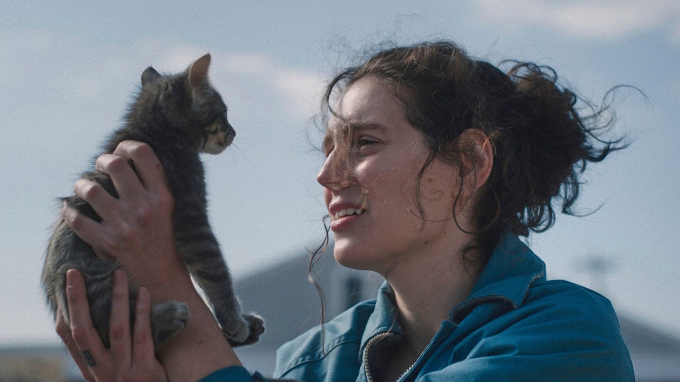 How Eva Victor created ‘Sorry, Baby,’ the sad/funny movie of the year