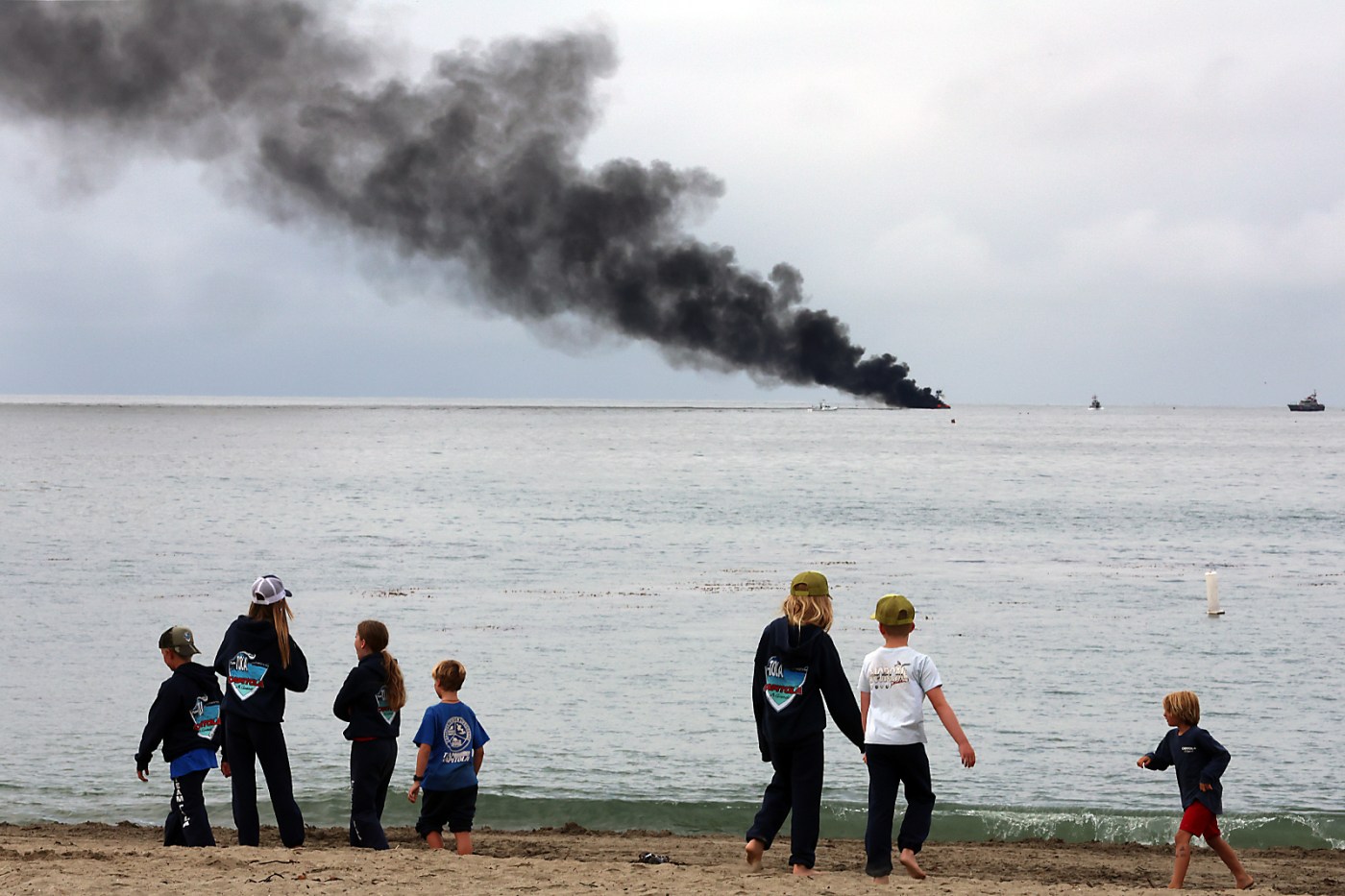 1 injured, 2 rescued during early morning boat fire off Santa Cruz County coast