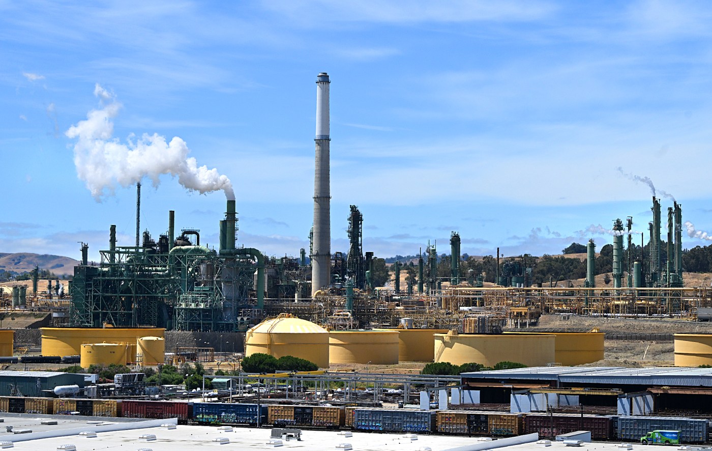 A do-over for Newsom? California crafts power plays to tackle looming refinery shutdowns