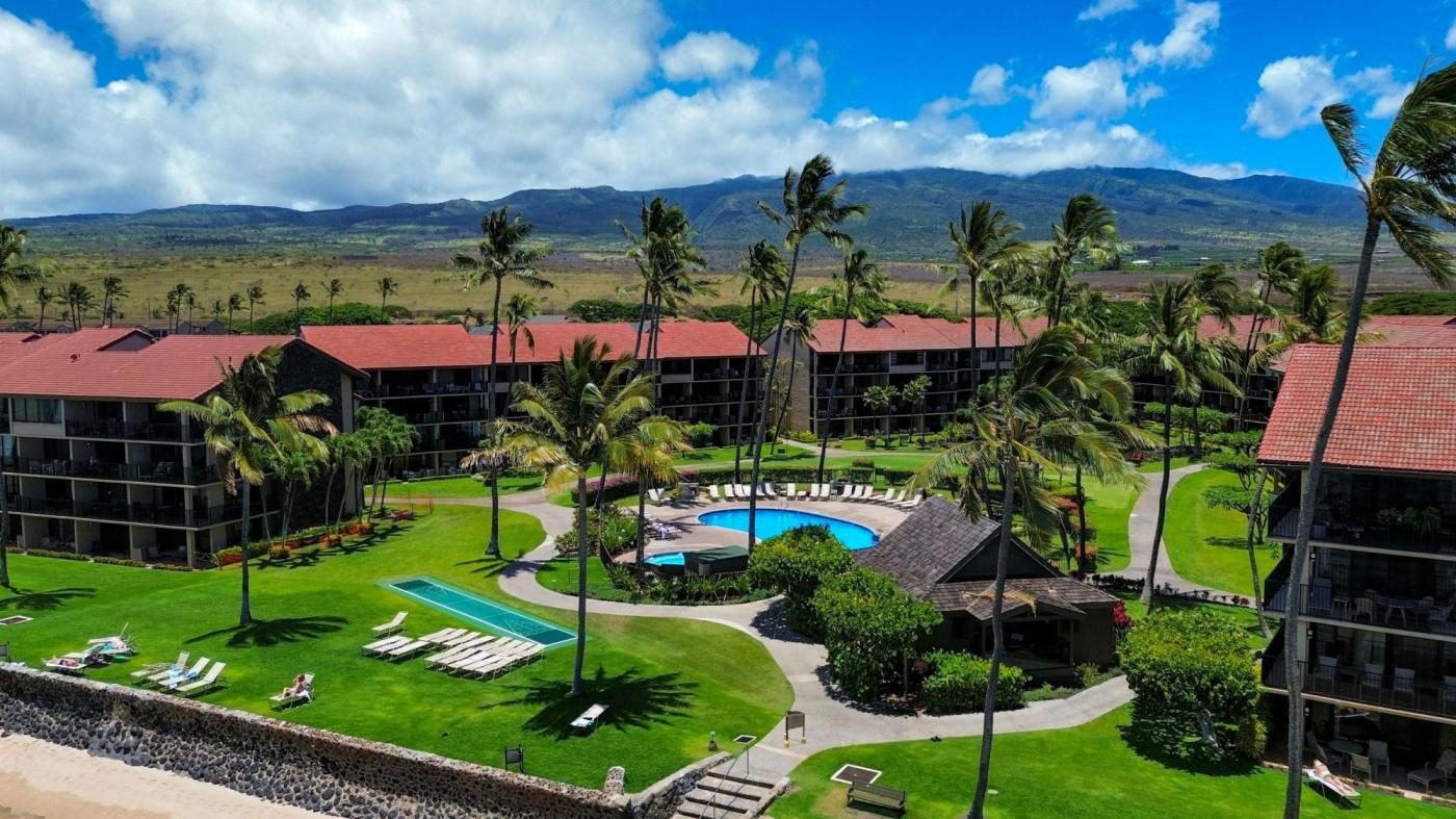 Maui panel passes bill to curb vacation rentals and boost housing supply after Lahaina wildfire