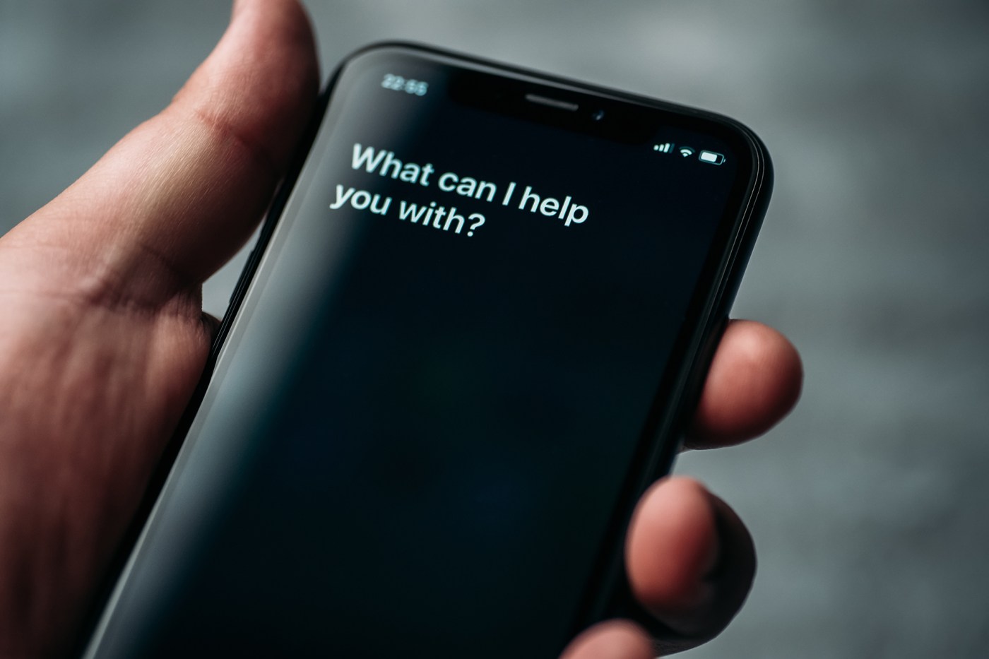 Apple weighs using Anthropic or OpenAI to power Siri in major reversal
