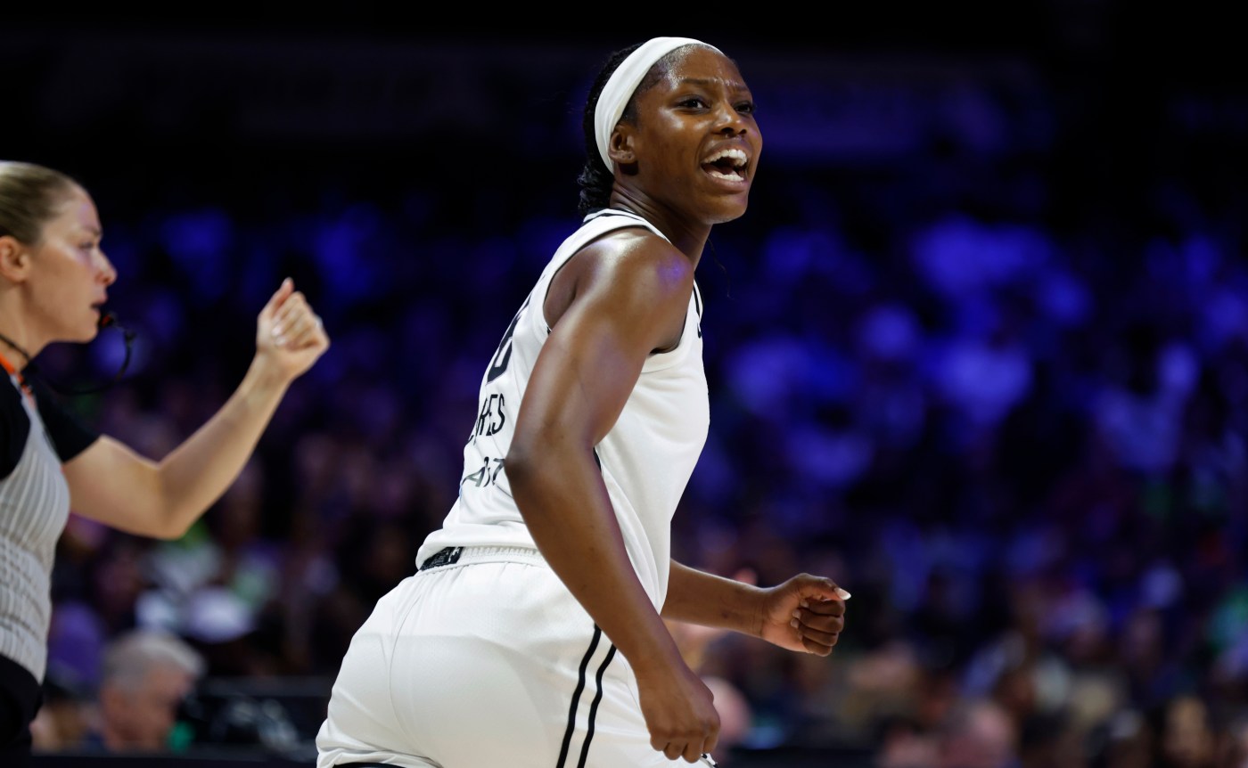 Kaila Charles finds redemption with Valkyries in career night vs. Wings