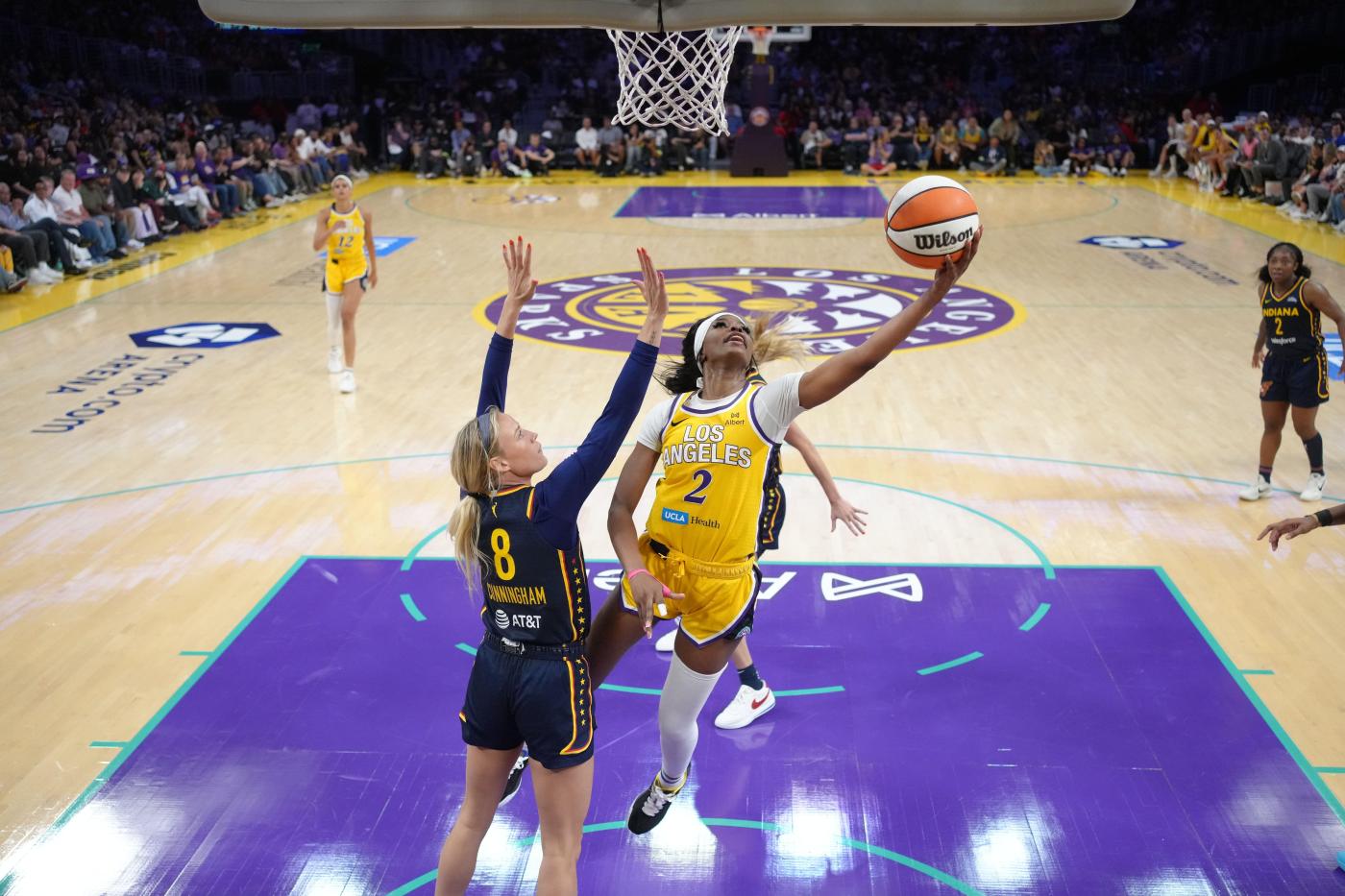 Another sex toy thrown onto WNBA court, this time appears to hit Fever guard Sophie Cunningham