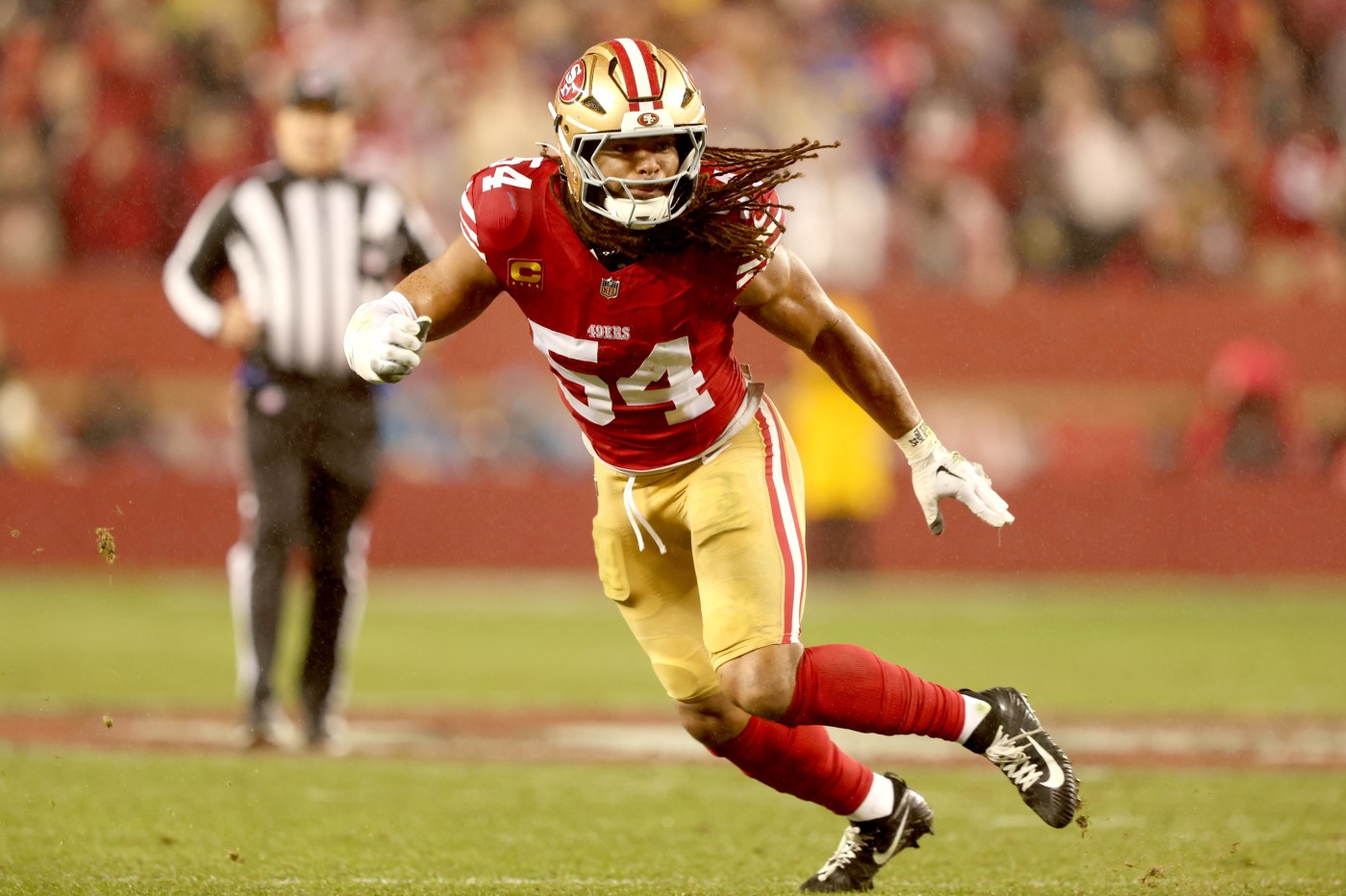 To young 49ers’ defenders, Fred Warner sets both the pace and the standard