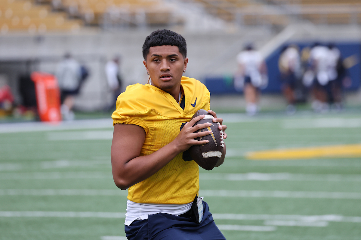 Cal names true freshman Jaron-Keawe Sagapolutele starting QB