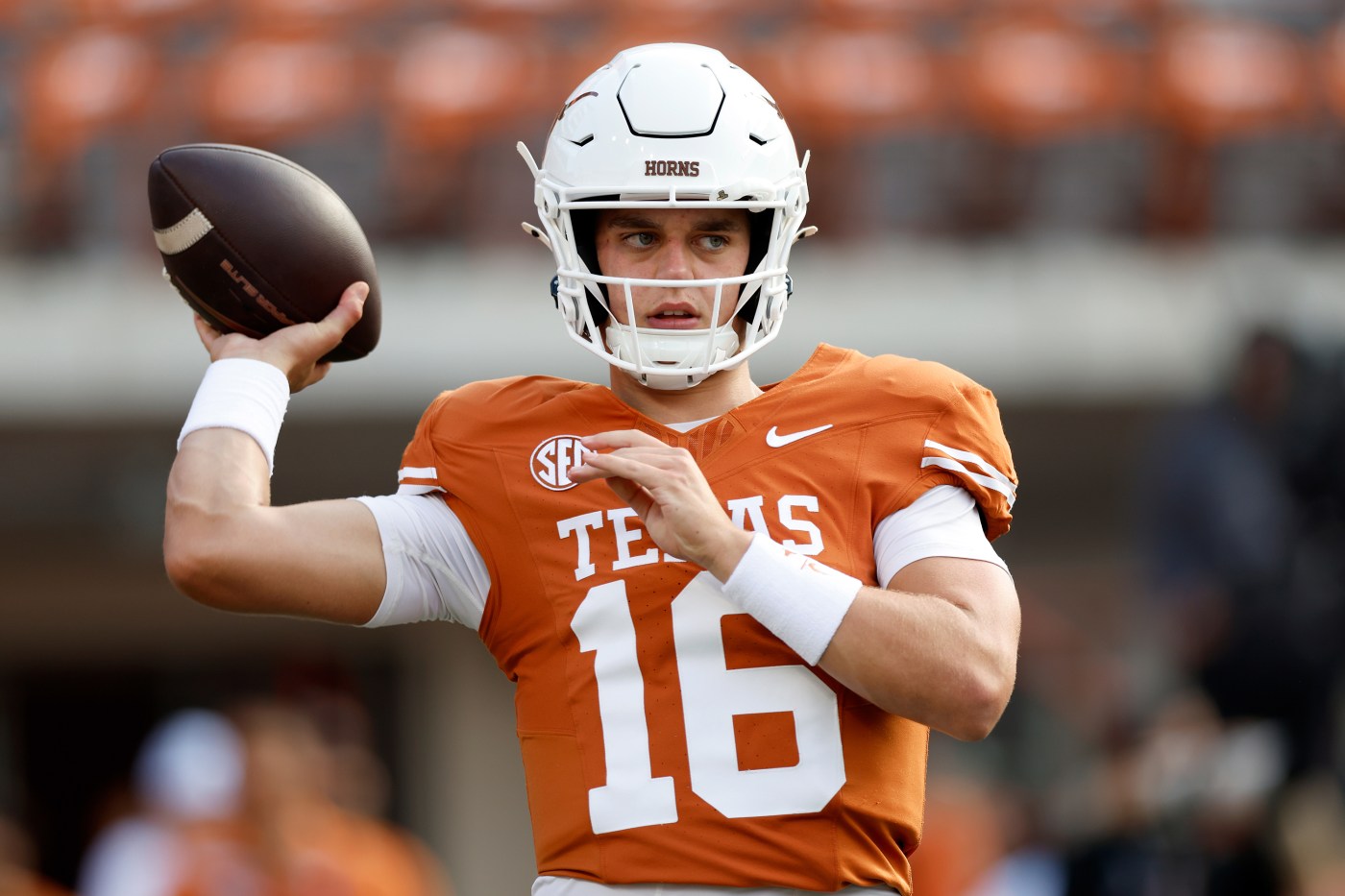 Week 1 picks against the spread: Texas, Clemson, Notre Dame look enticing as West Coast schedule carries limited intrigue