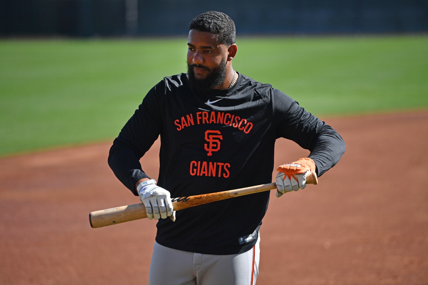 SF Giants recall Encarnacion from injured list, option Matos to Sacramento