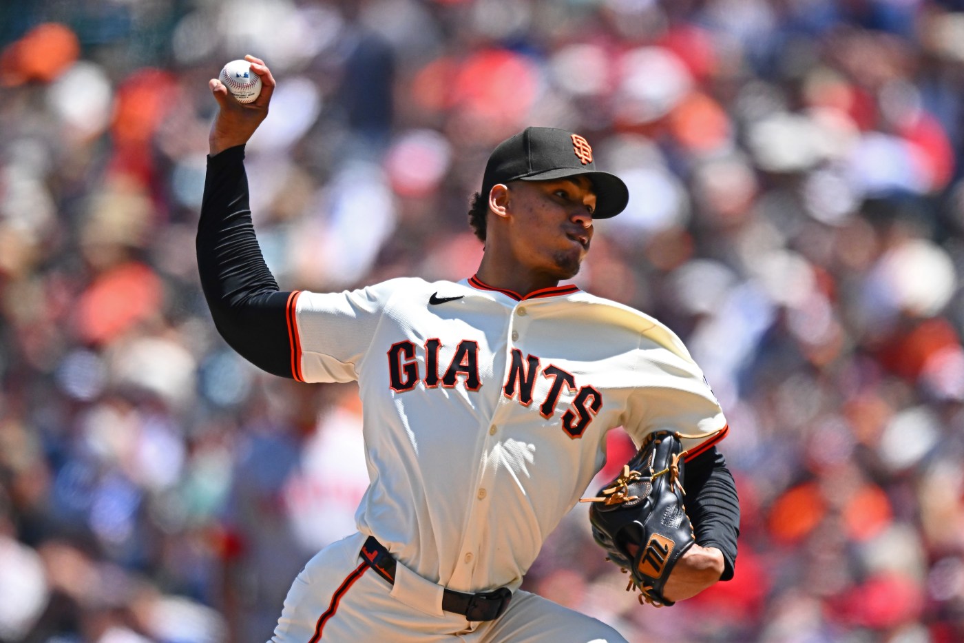 SF Giants’ Rodríguez lands on injured list due to right elbow sprain