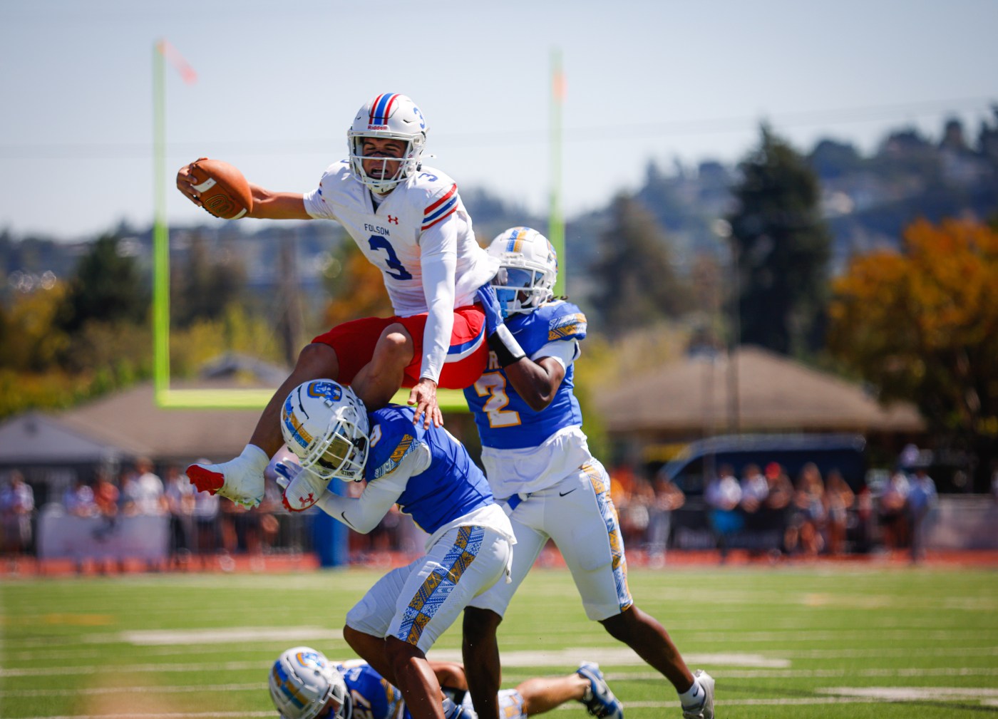 Epic barnburner! Folsom, Serra combine for 98 points as Bulldogs snap 3-game losing streak to Padres