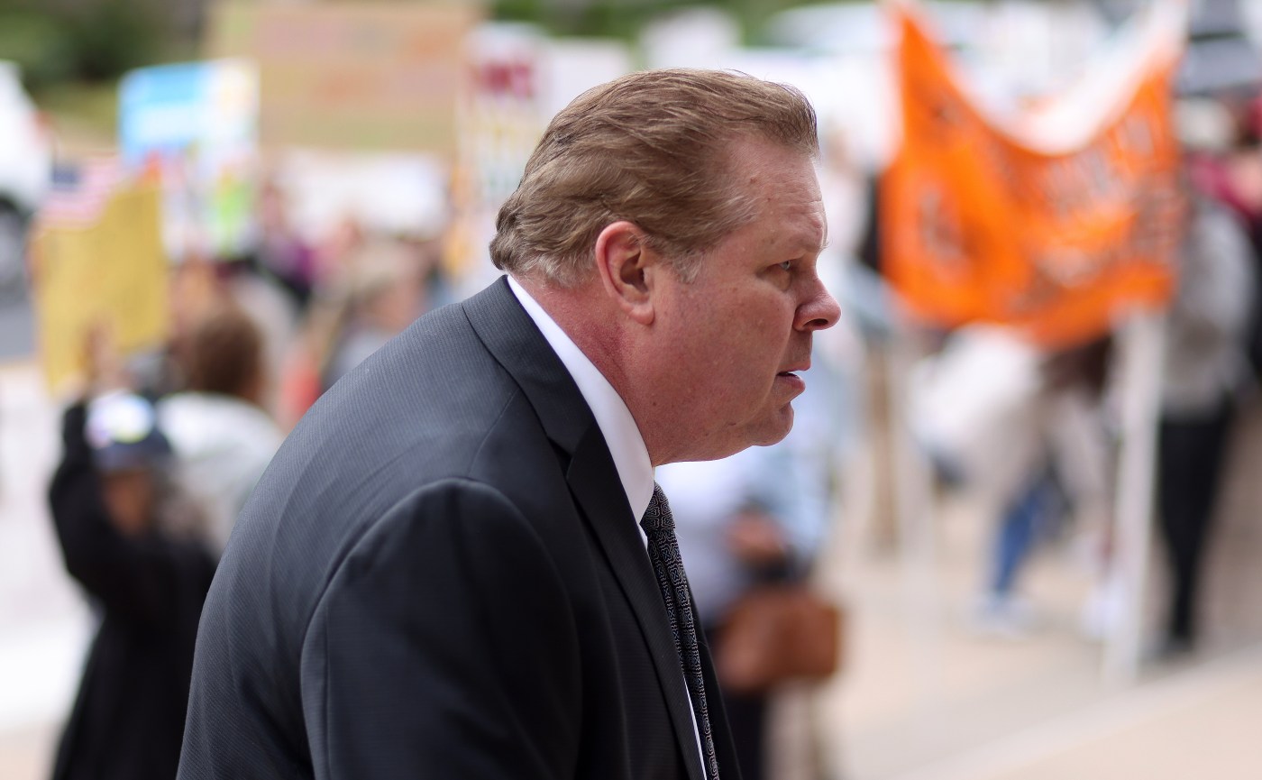 Community anger over Contra Costa County cooperation with ICE grows as sheriff defends policies