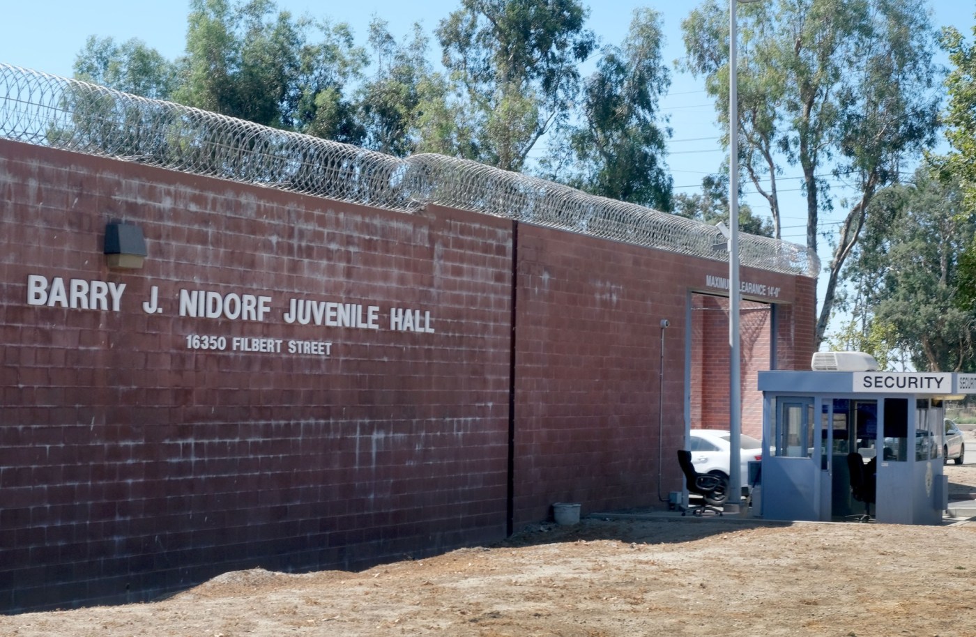 Mother charged with bringing fentanyl into California juvenile facility