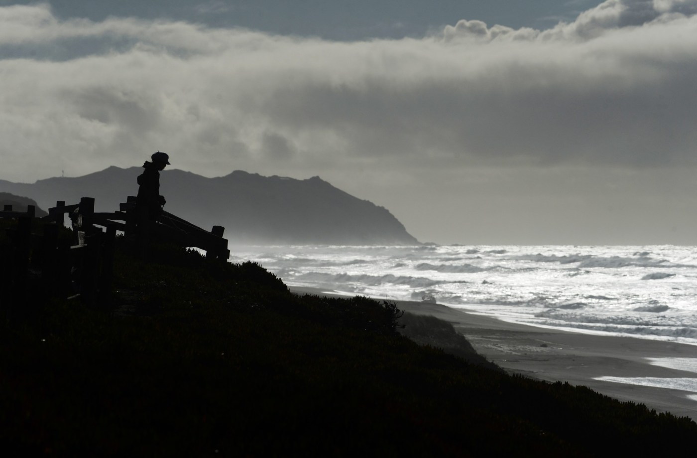 Point Reyes seashore hikers rescued by helicopter