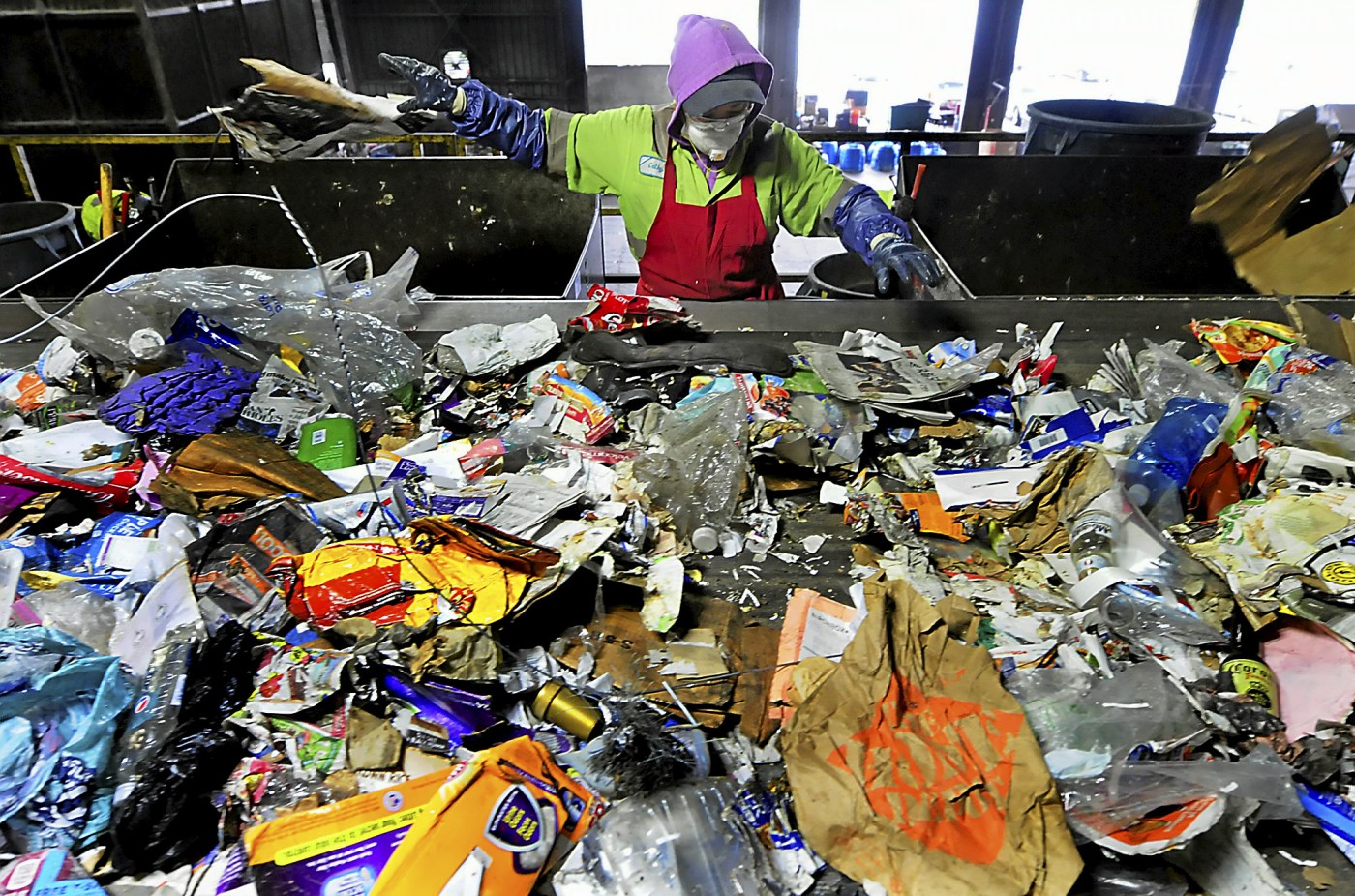 Recology to close portion of its Bay Area materials recovery facility prompting layoffs