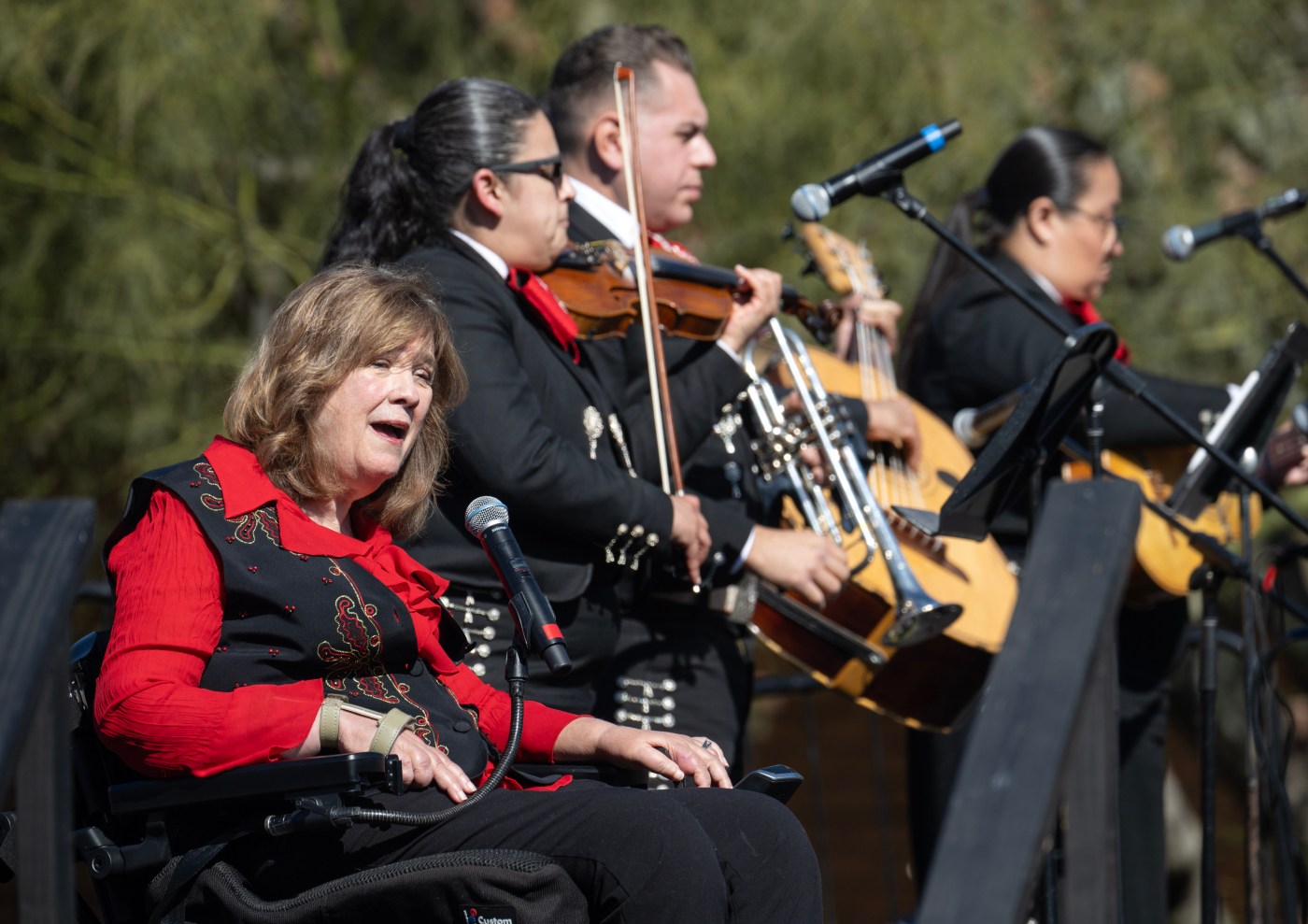 Concerts on the Corner opens season with Mariachi Tapatio