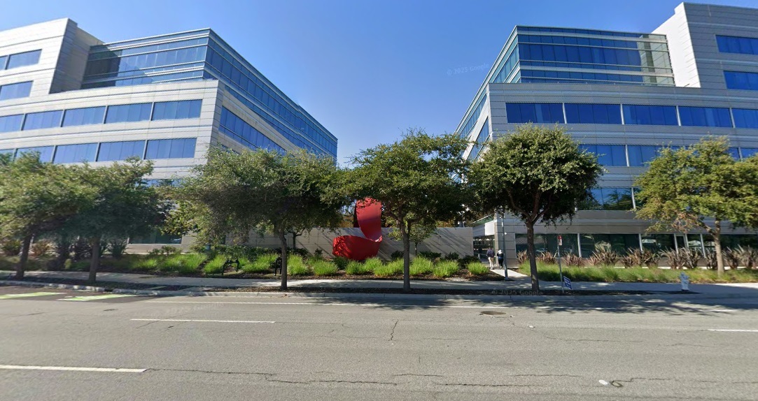 Apple preps purchase of South Bay campus, sources say