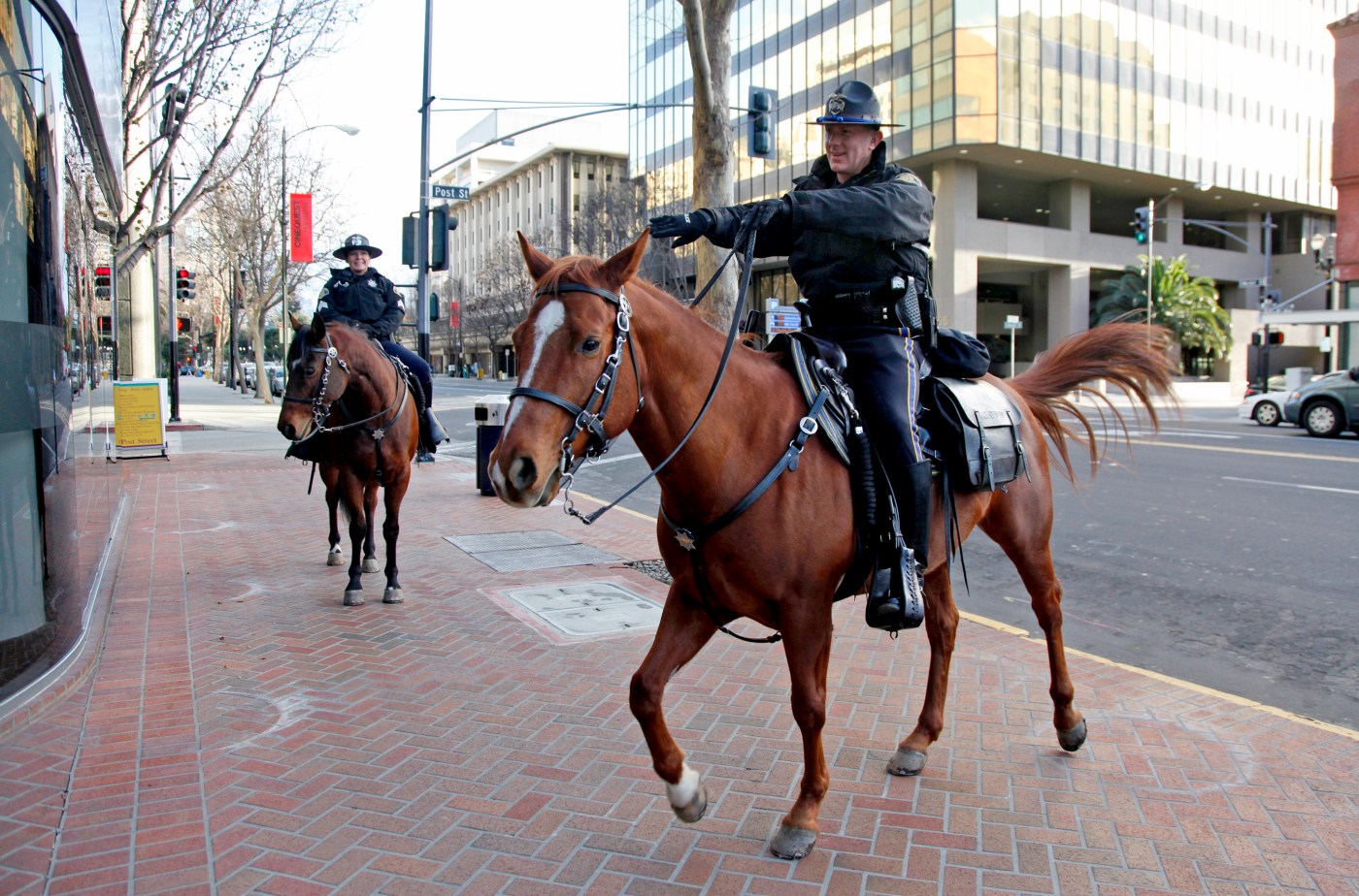 San Jose dismounts from revival of horse-mounted officers