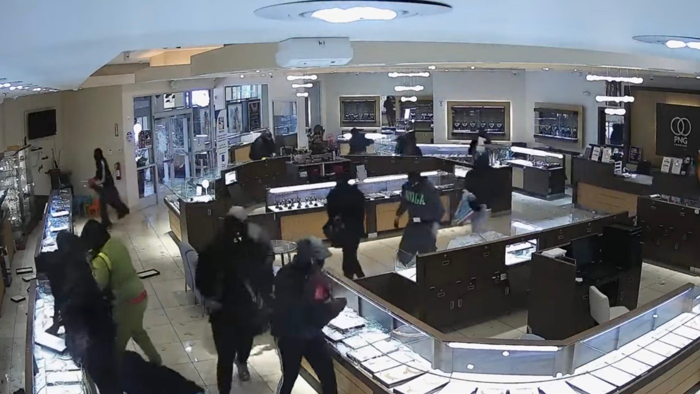 Four teens charged in $1.7 million Fremont jewelry heist