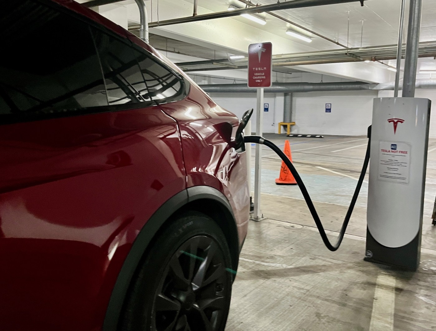 Electric vehicle sales in California sputter