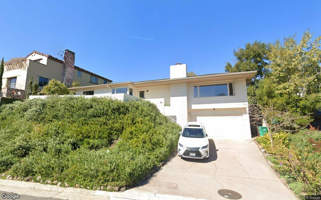 Single-family residence in Oakland sells for $2.6 million