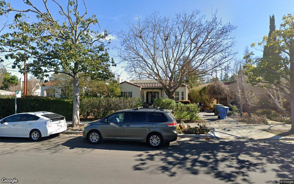 Single-family residence sells for $3.3 million in Palo Alto