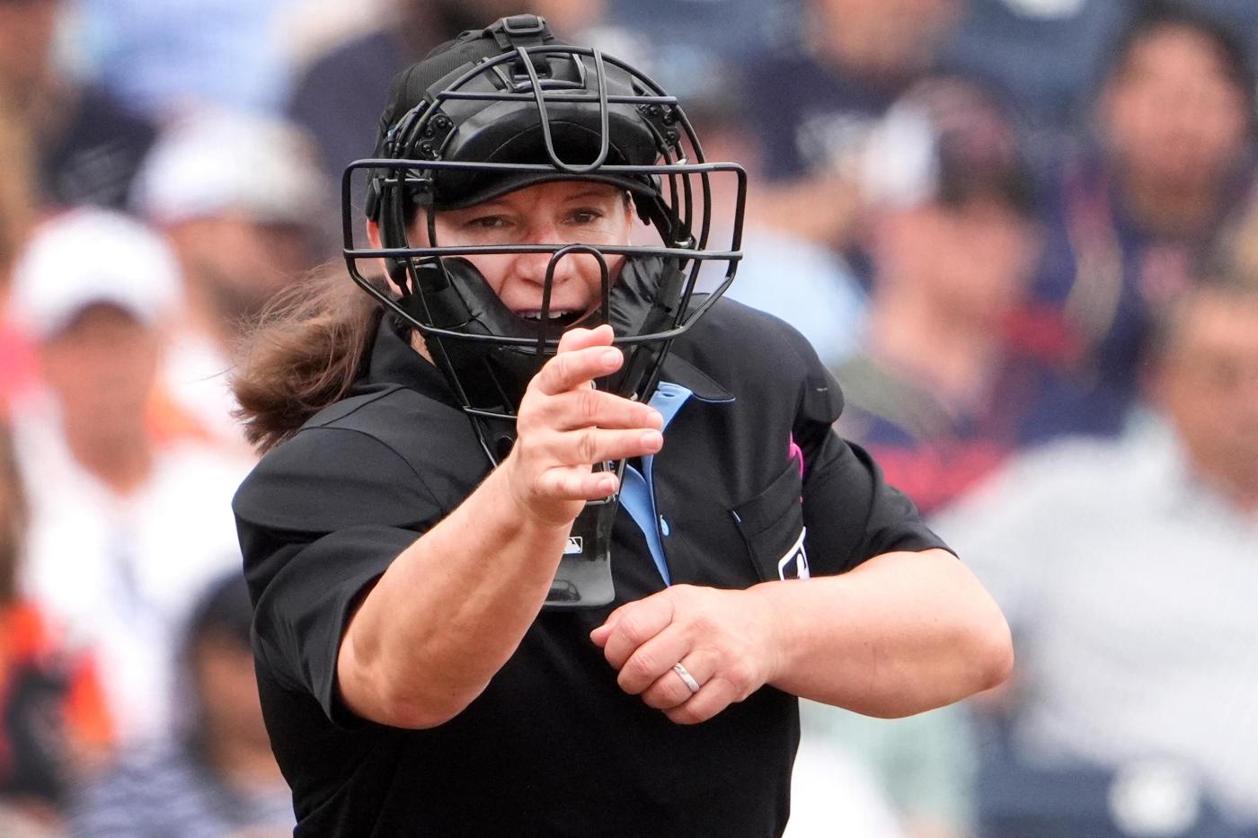 Jen Pawol to become first woman to umpire MLB game this weekend