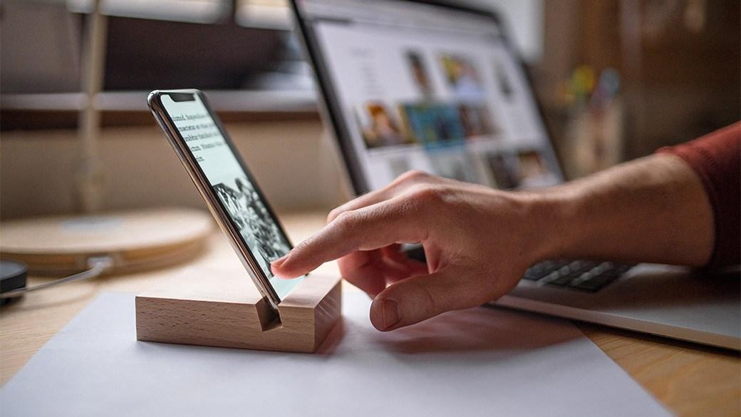 Best cellphone stands for hands-free viewing anywhere