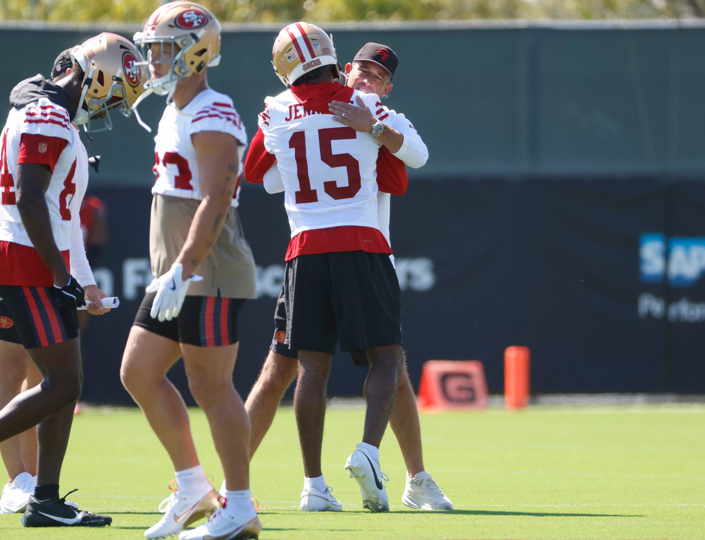 Top 5 takeaways from 49ers’ Kyle Shanahan ahead of season opener in Seattle; Jennings to play