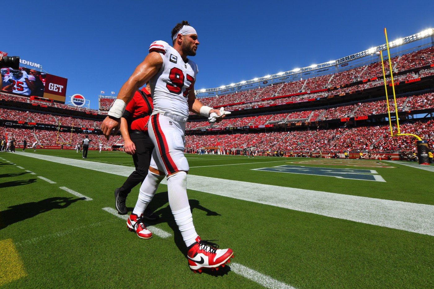 49ers star Nick Bosa injures knee in home opener vs. Cardinals