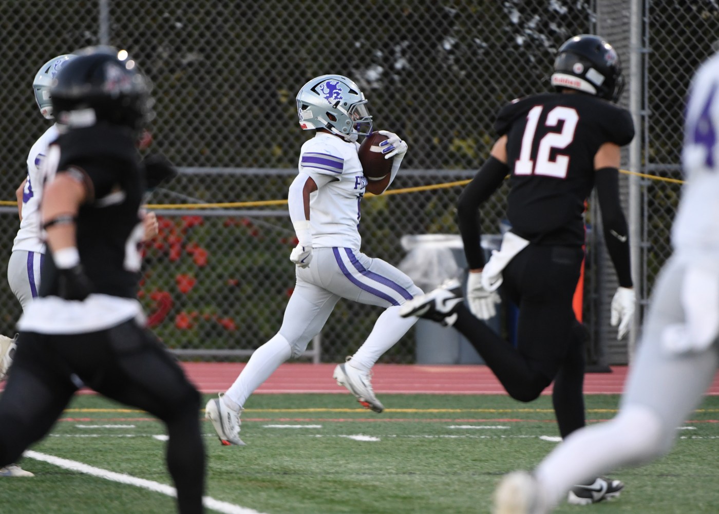 High school football 2025: Friday’s Week 4 scores, Saturday’s schedule