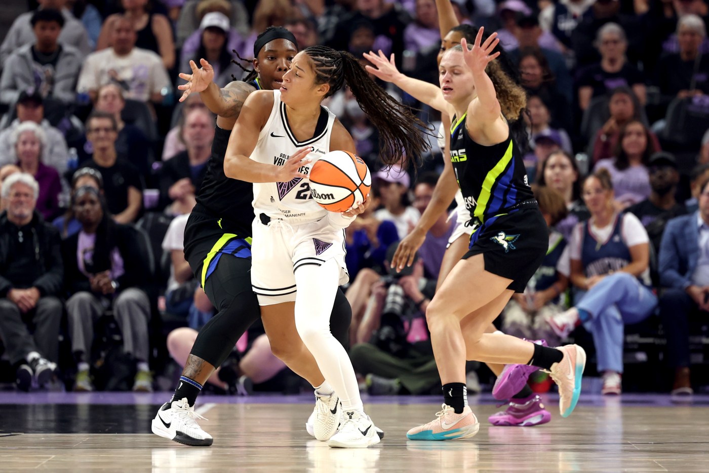 Playoff bound! Valkyries clinch postseason spot with win over Wings