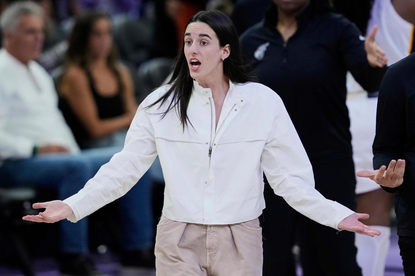 Caitlin Clark will miss the rest of the Fever’s season because of a right groin injury