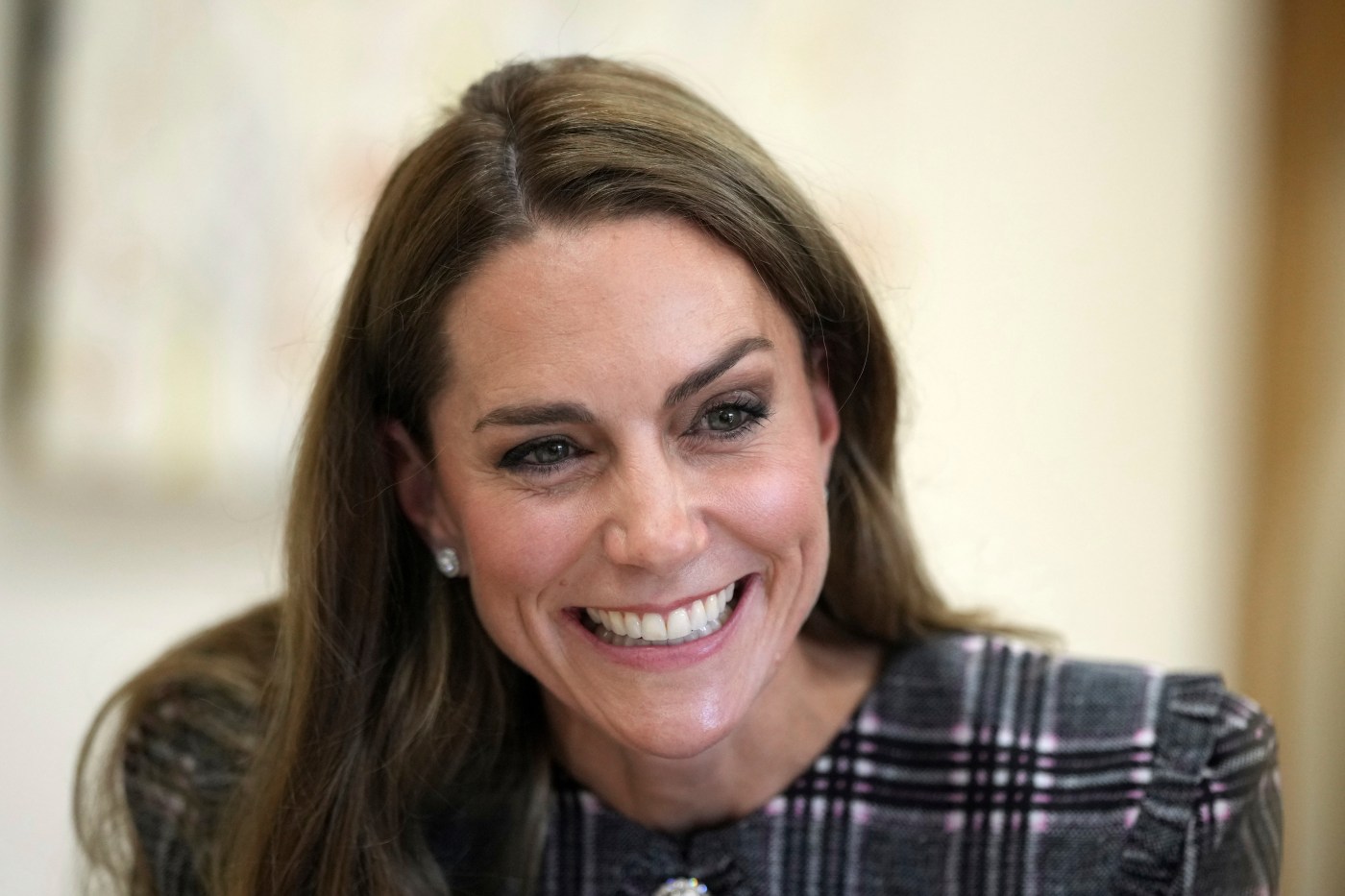 Kate Middleton back to brunette after debuting blonde ‘mermaid’ hair