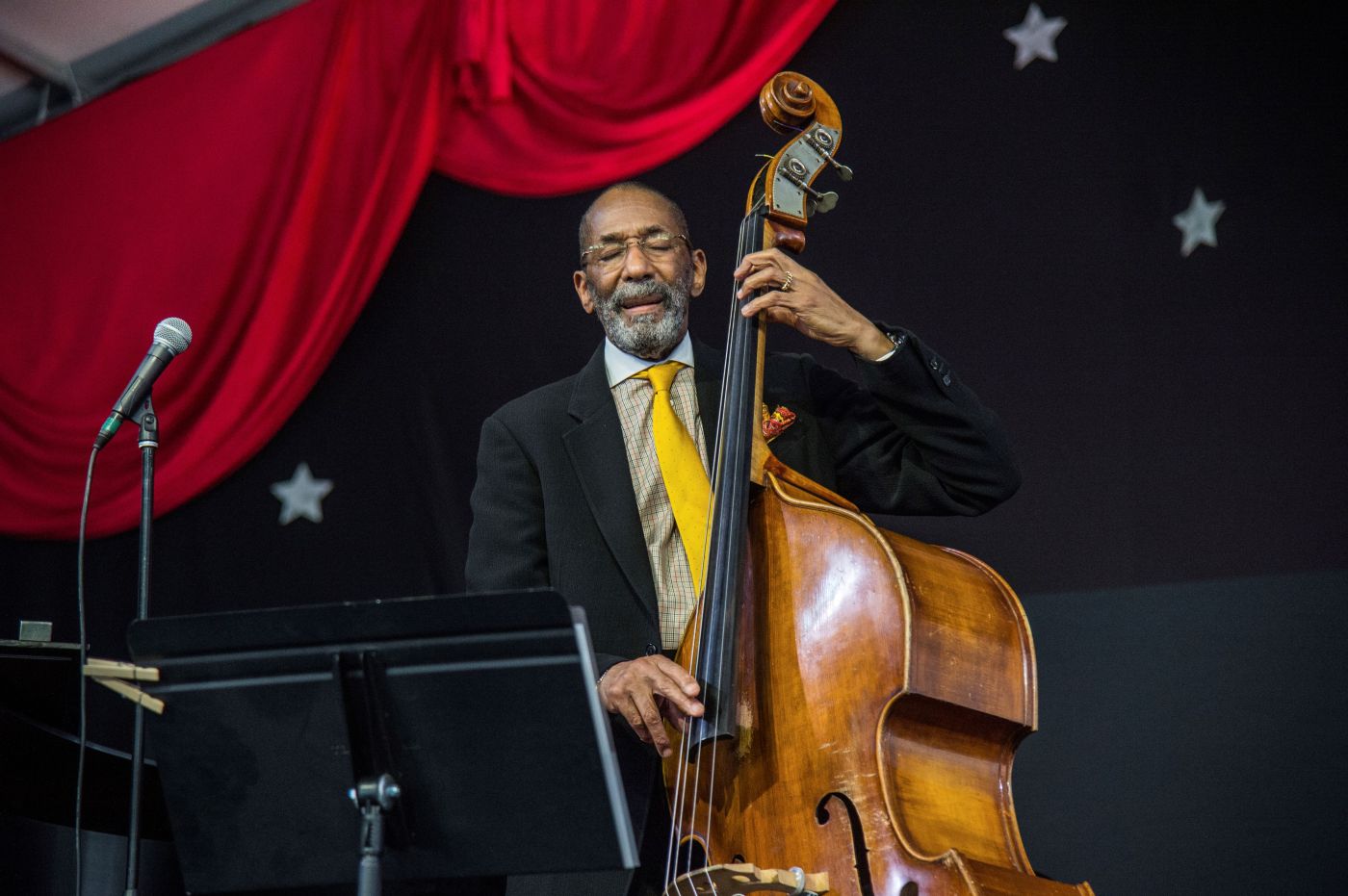 Prolific jazz icon Ron Carter marks rare return to SF