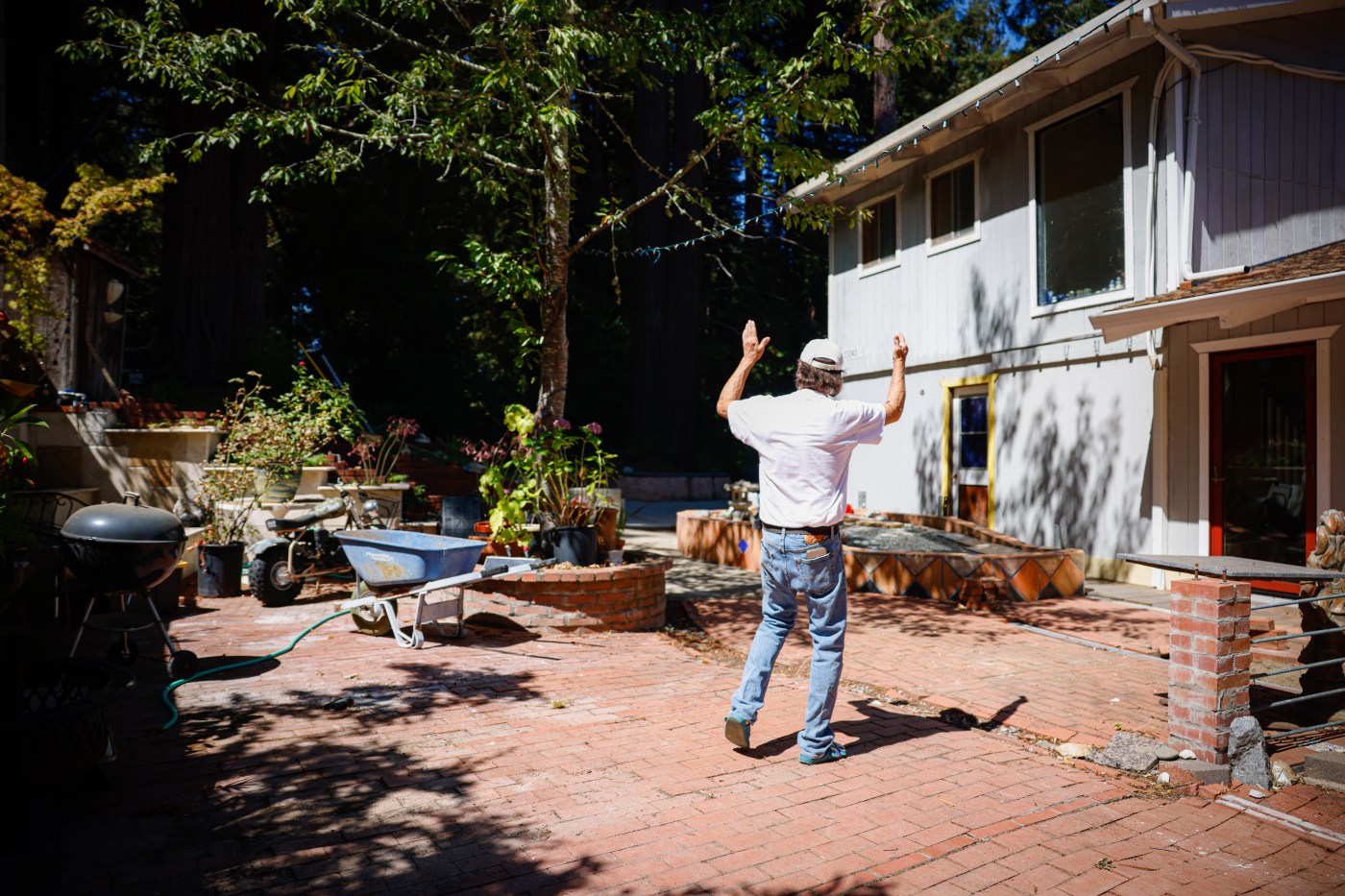 How to protect a home, and community, from wildfire: UC Berkeley researchers take lessons from California infernos