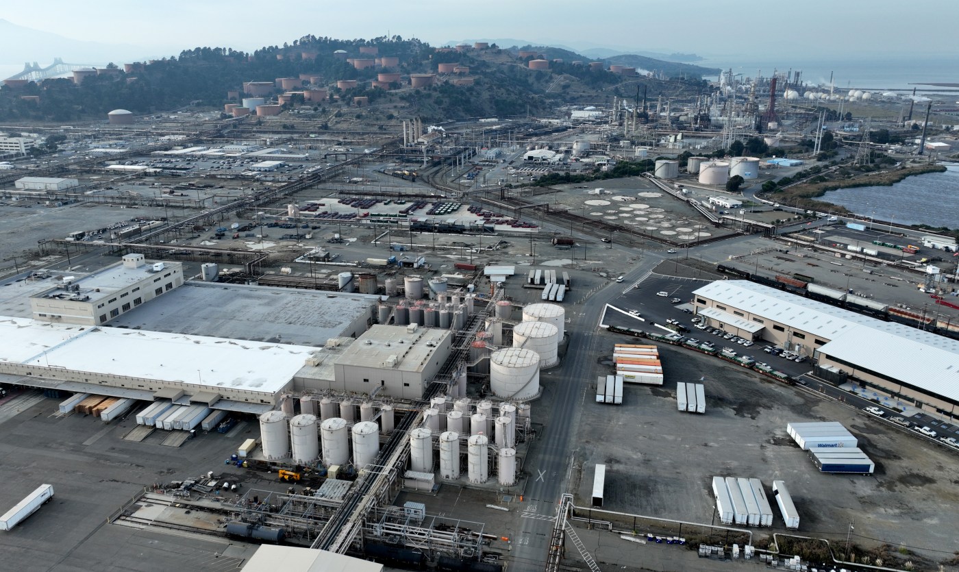 Chemical company that supplies Chevron Richmond Refinery fined for air violations