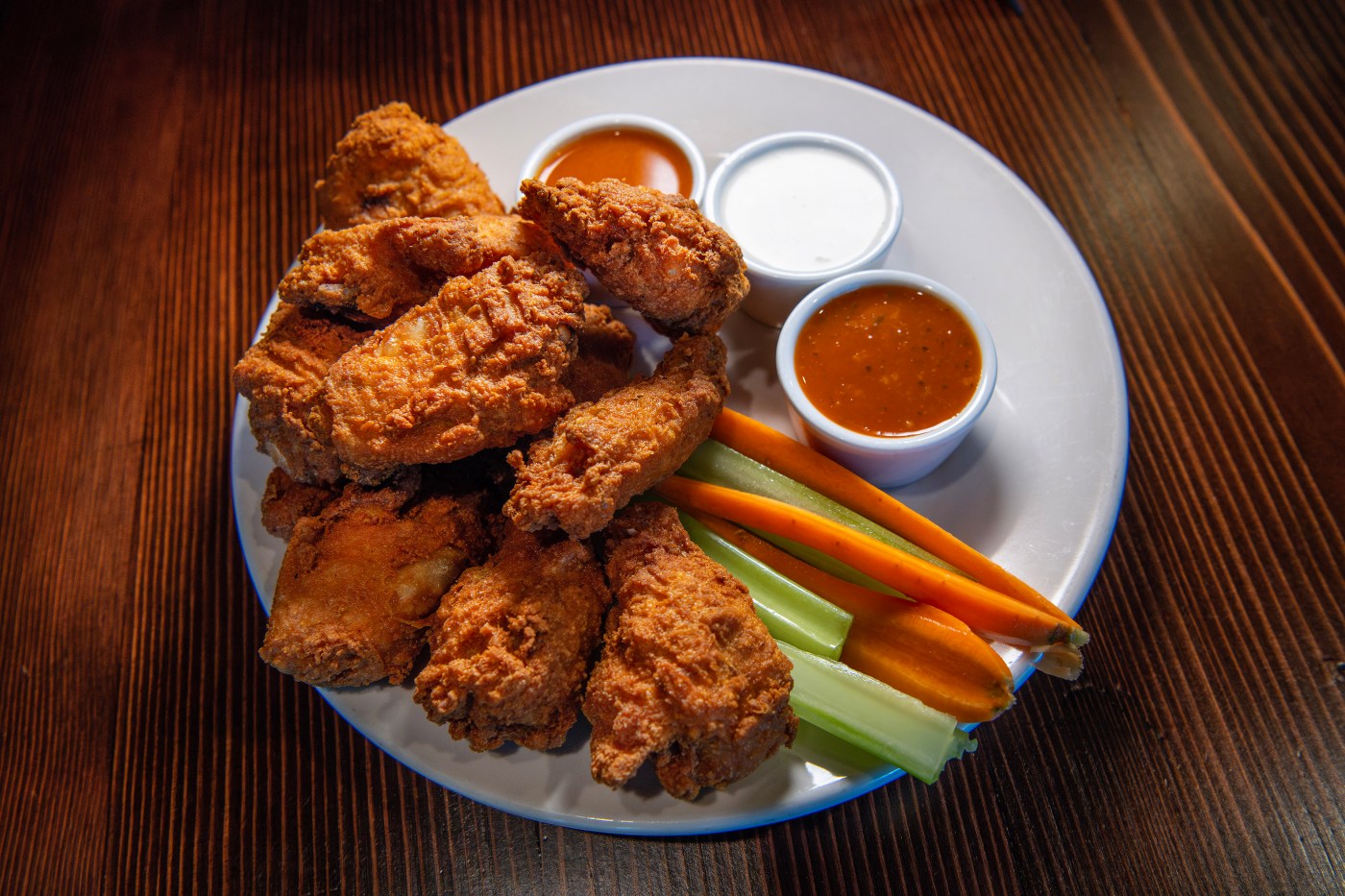 Football and wings: 15 fantastic Bay Area game-day picks