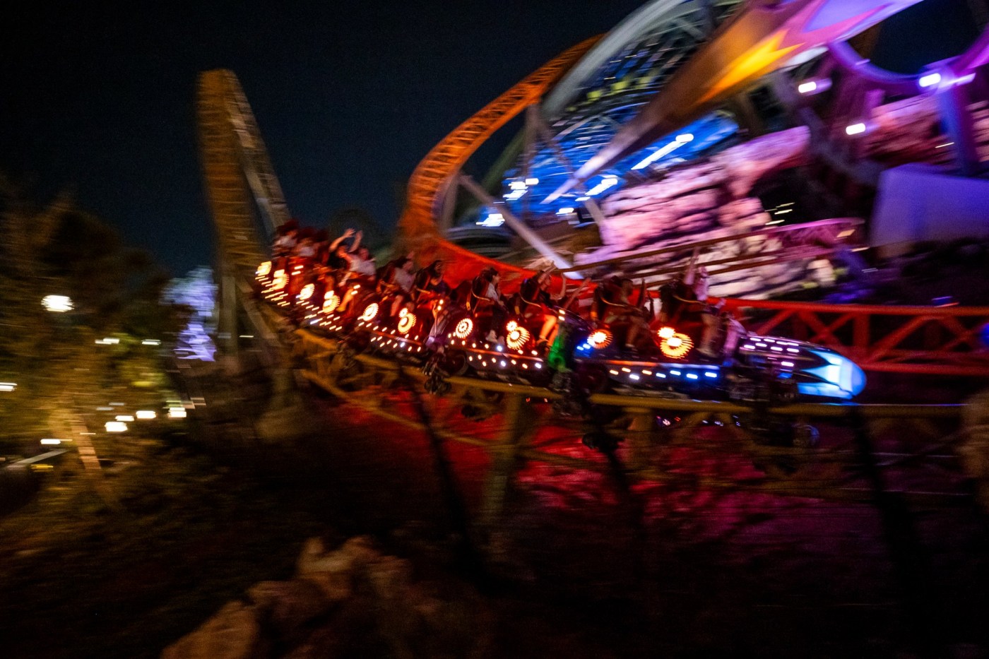 Man dies from ‘blunt impact’ after riding Epic Universe’s Stardust Racers