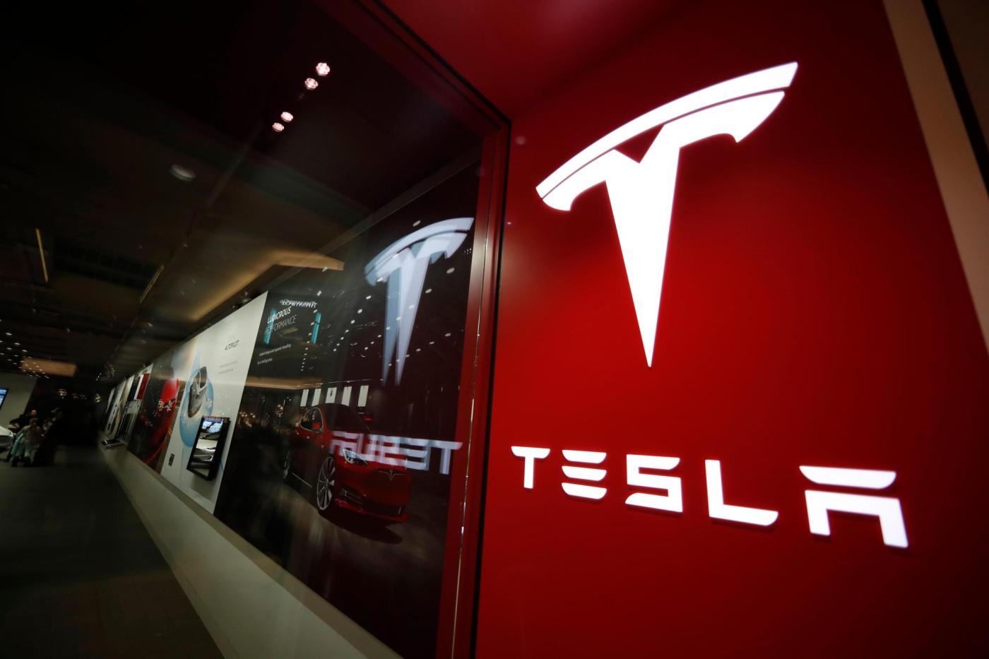 Tesla shareholders to vote on xAI investment in November