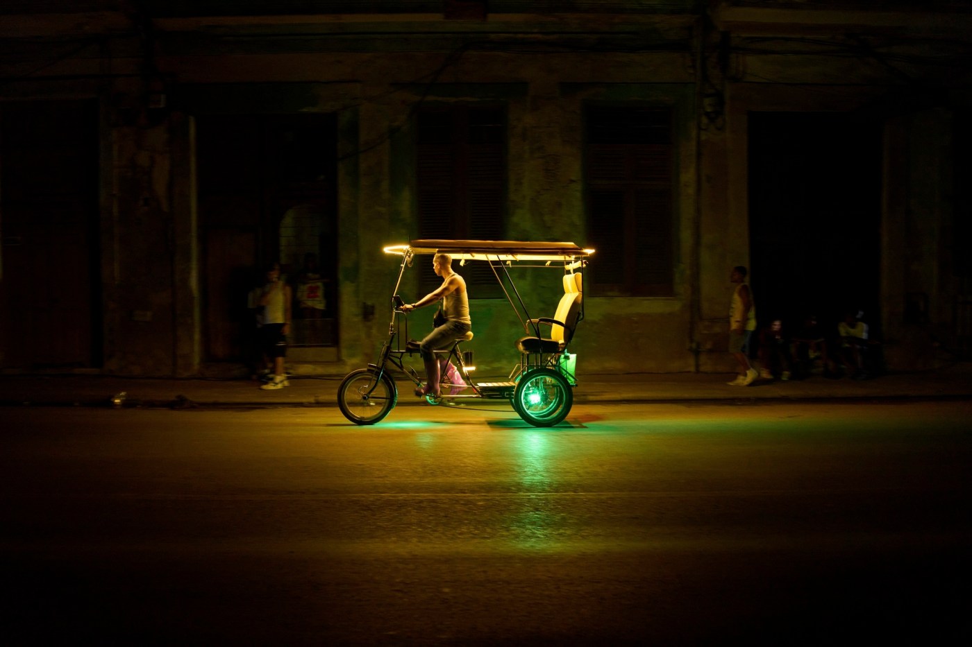 Cuba goes dark as the energy crisis deepens