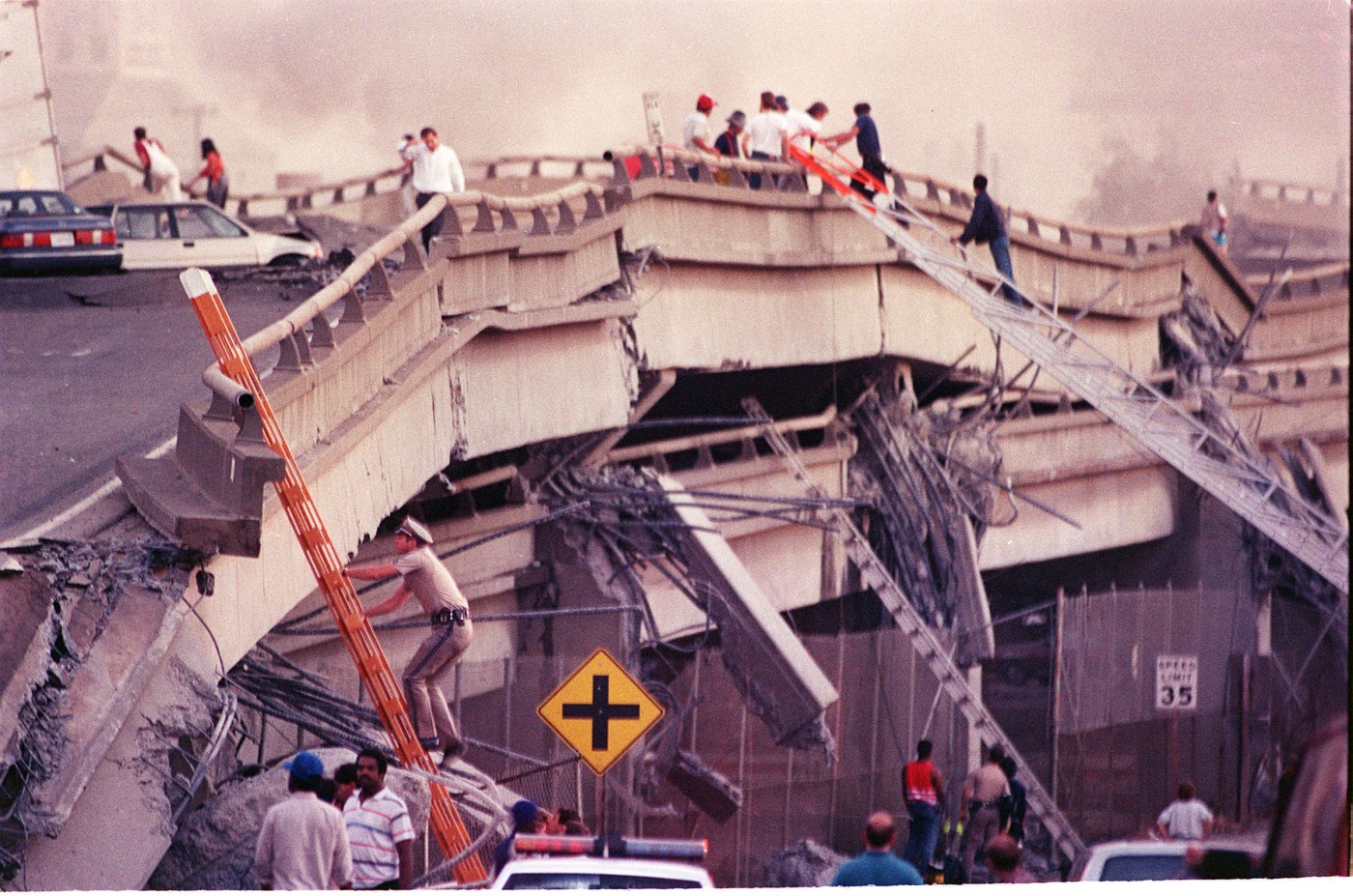 San Andreas, Cascadia faults could combine to set off huge double earthquake, new study finds