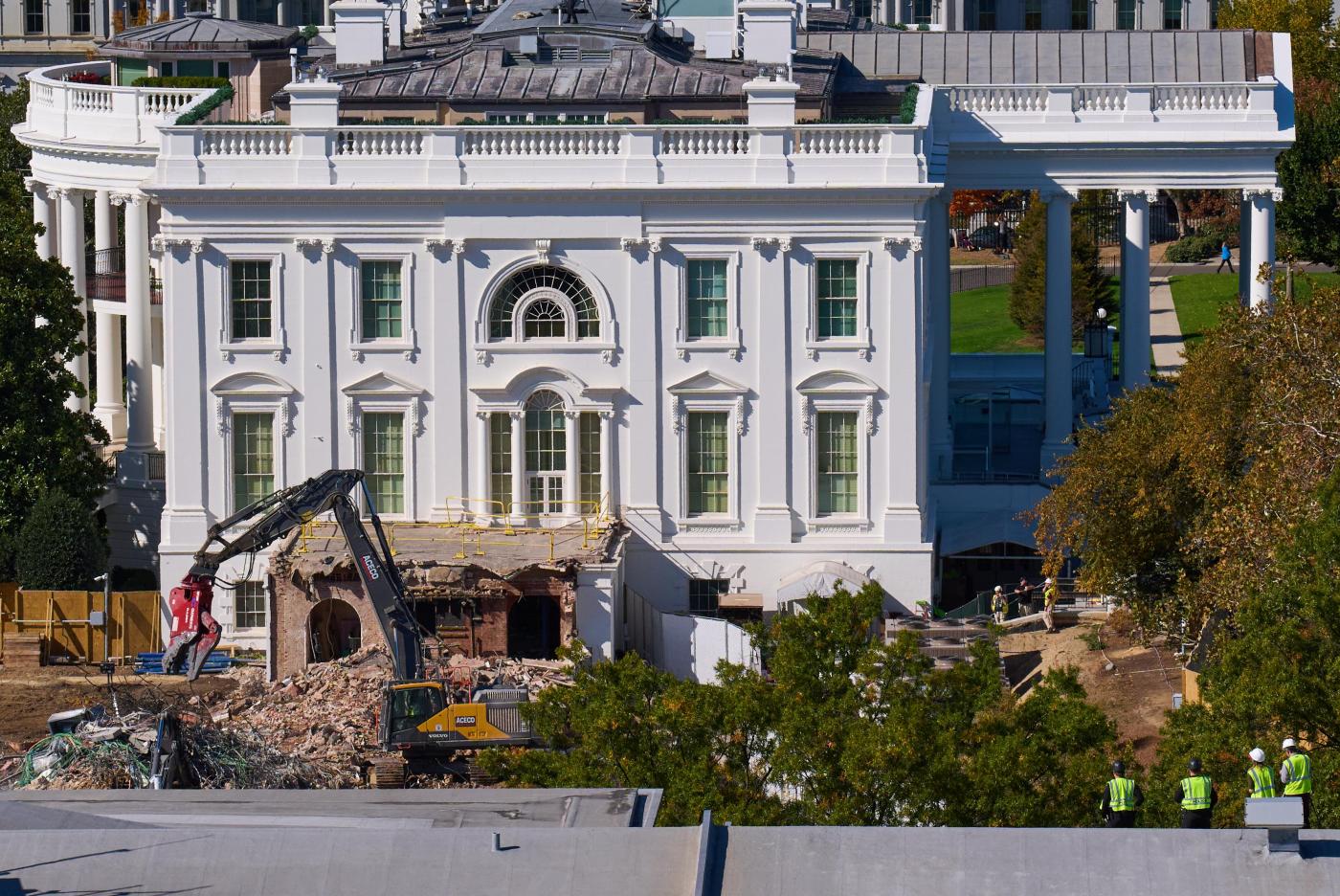 Photos: See how White House looks after East Wing completely demolished