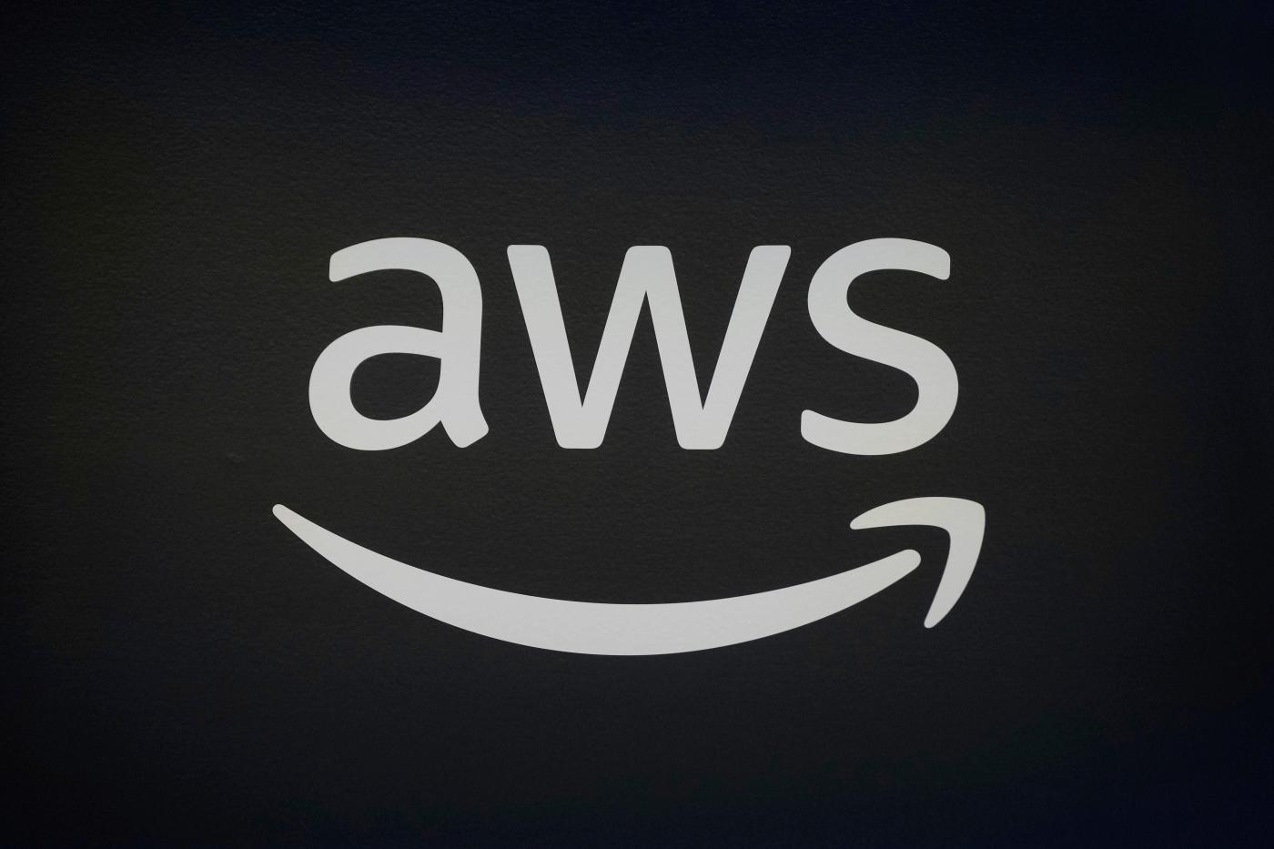 Amazon cloud computing outage disrupts Snapchat, Ring and many other online services