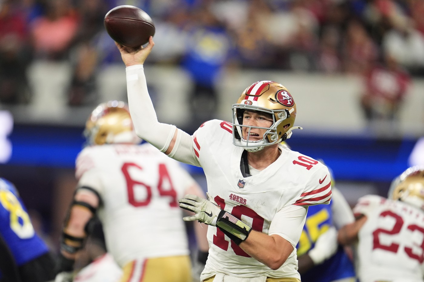 49ers’ Kyle Shanahan thought Mac Jones was done . . . and then he went back on the field