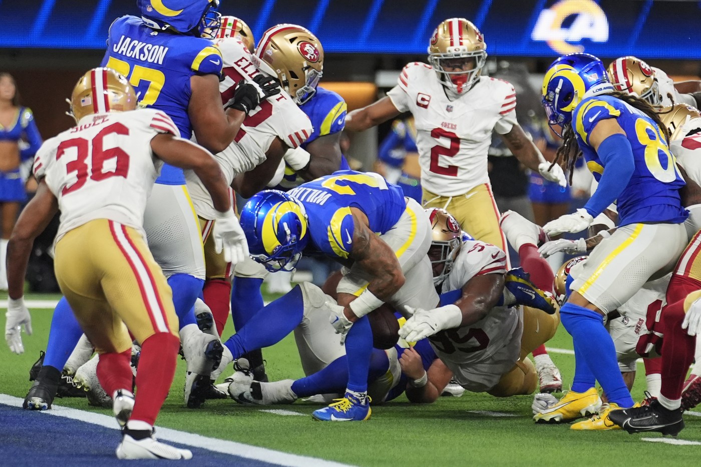 49ers, hero Alfred Collins use bonus practice to wind down from win over Rams